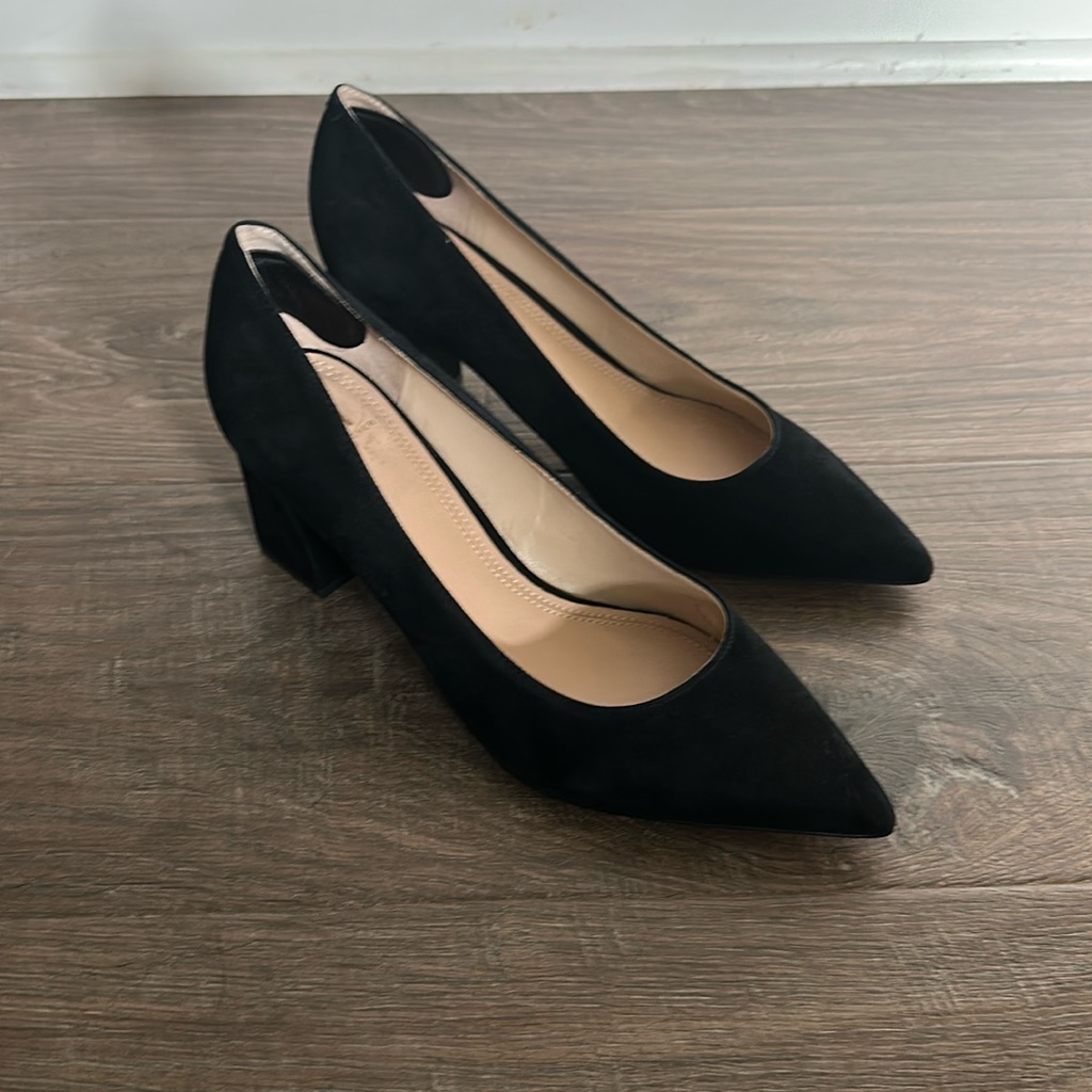 Marc Fisher Ltd Black Suede Zala Pointed Toe Pump 8w